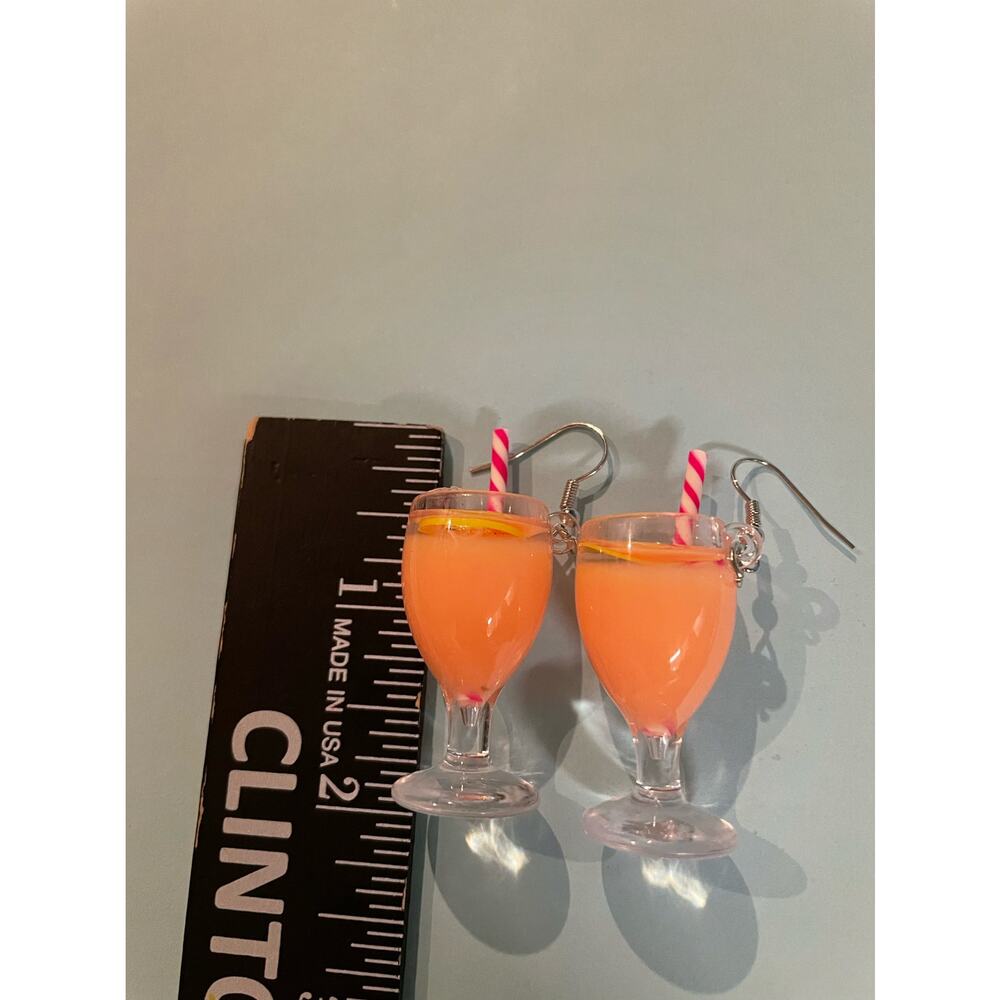 Dusty pink cocktail beverage pierced drop dangle earrings - NEW - - Picture 4 of 4